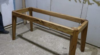 Ремонт стола: стеклянного, деревянного, кухонного, письменного