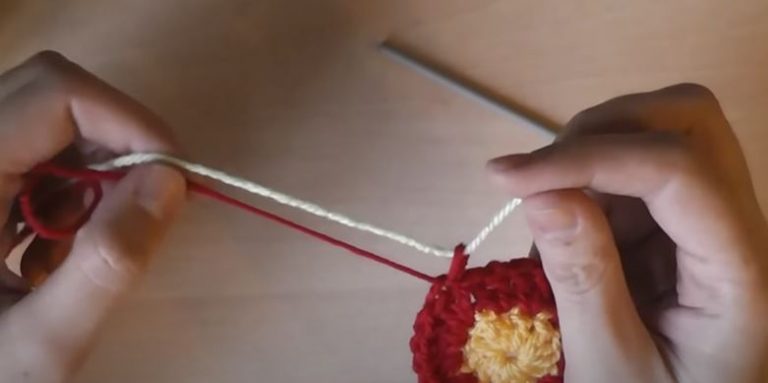 Сидушка для стула крючком для начинающих: схемы квадратных и круглых ...